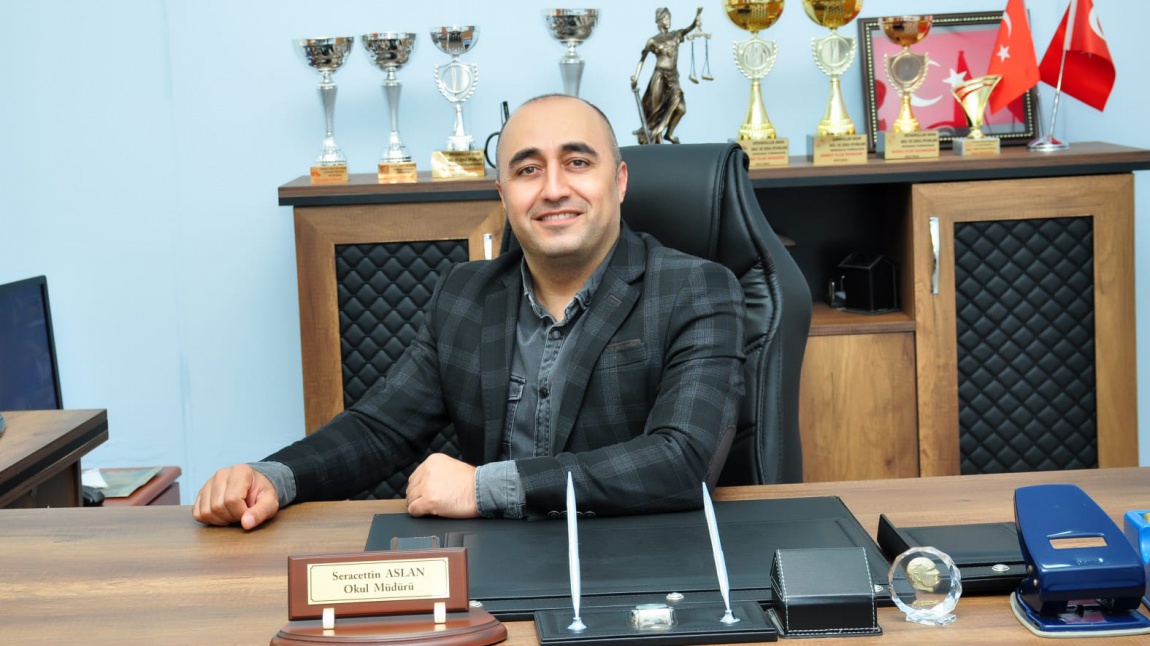 Seracettin ASLAN - Okul Müdürü